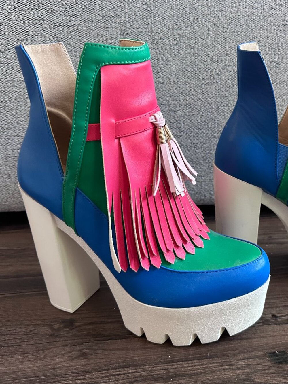 Azalea Wang Platform Booties - Size 10 (41)